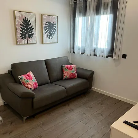 Apartamento Torre D'arenas, Playa Victoria, Piscina Y Parking *