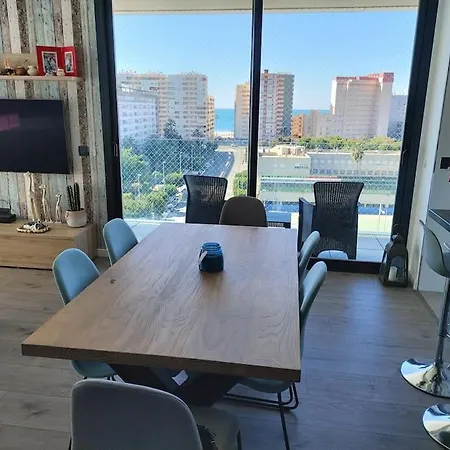 Torre D'arenas, Playa Victoria, Piscina Y Parking