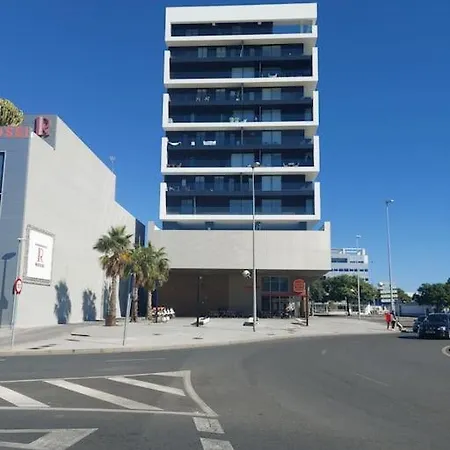 Apartmán Torre D'arenas, Playa Victoria, Piscina Y Parking