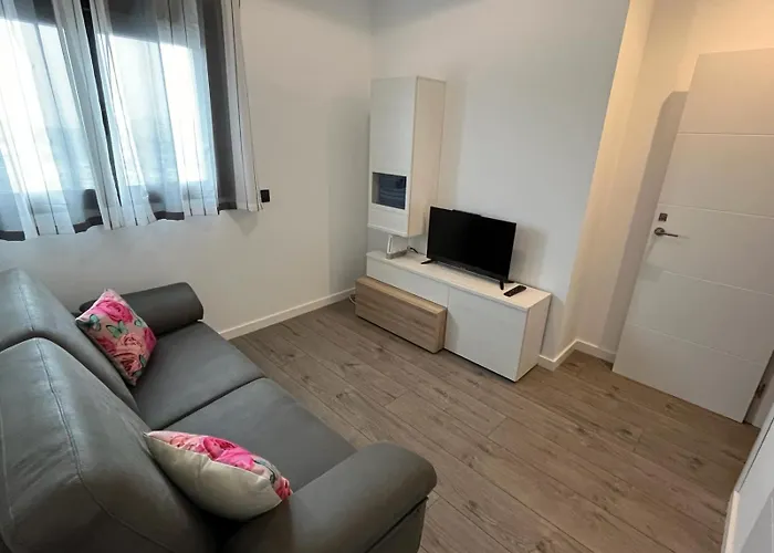 Torre D'arenas, Playa Victoria, Piscina Y Parking